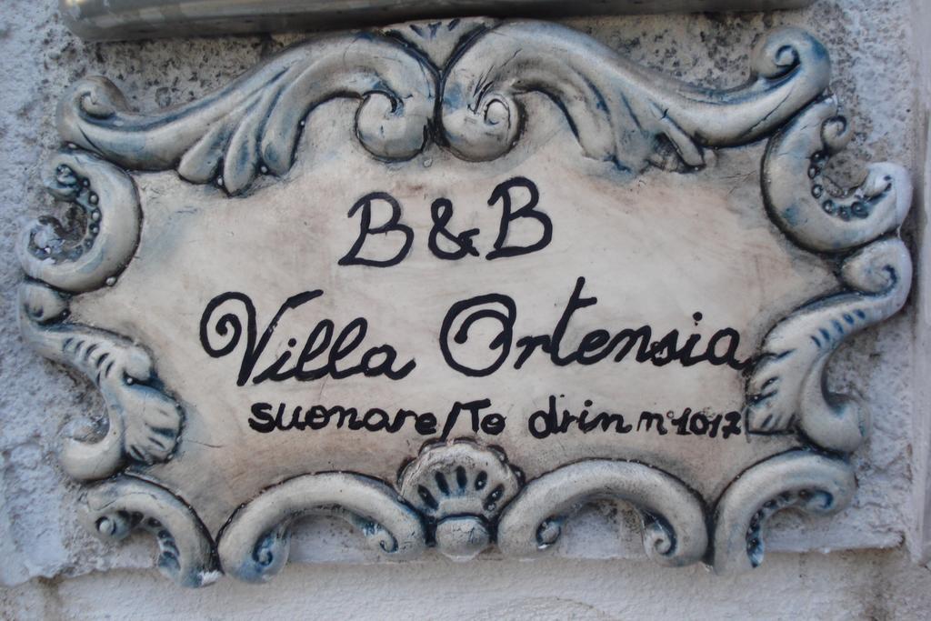 אצ'י קסטלו Villa Ortensia מראה חיצוני תמונה